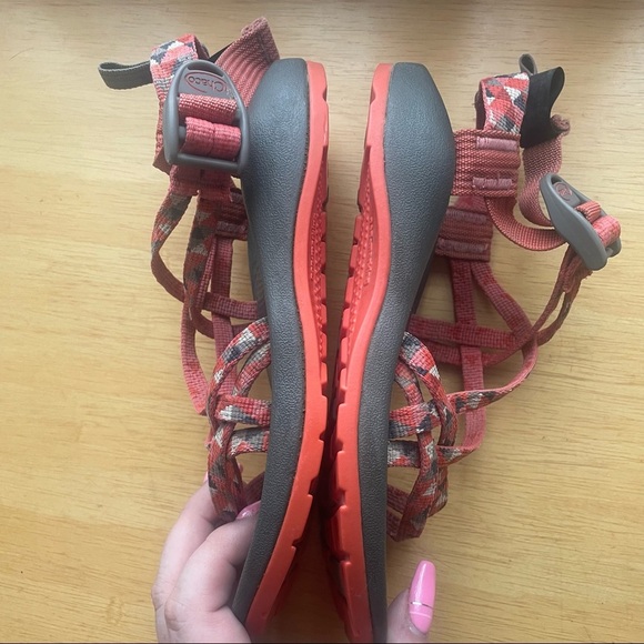 Kids Chacos Size 3 - Picture 3 of 7